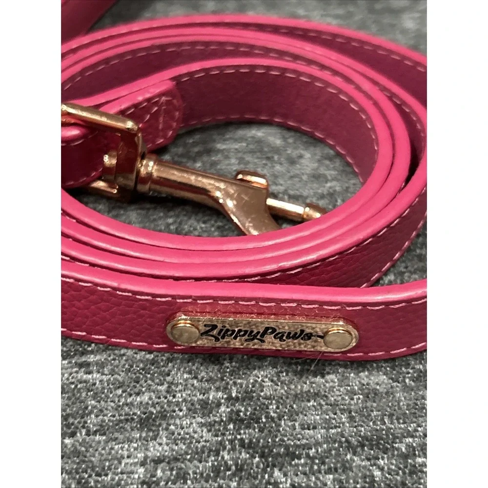 ZippyPaws dog leash